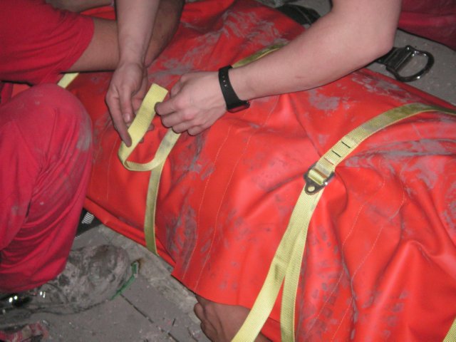 EVACUAR HERIDO1 (23)  IMAGENES FOTOS